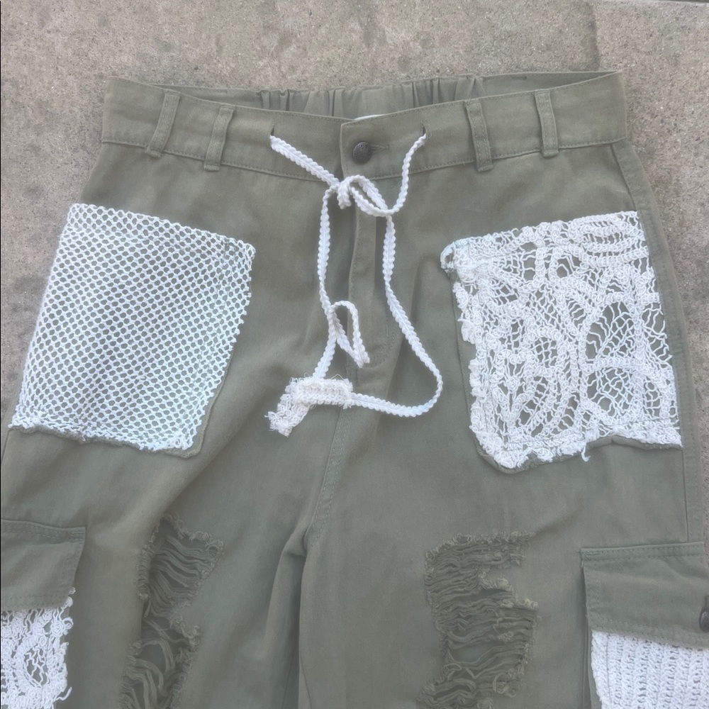 POL Women's Green Distressed Crochet Pocket Baggy Boho Jogger Pant Size - Picture 3 of 10